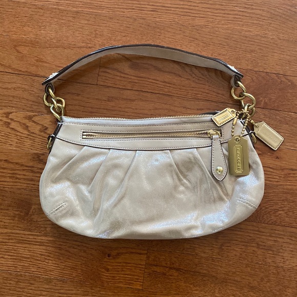 Coach Metallic Silver Lambskin Leather Hobo. - Picture 4 of 5